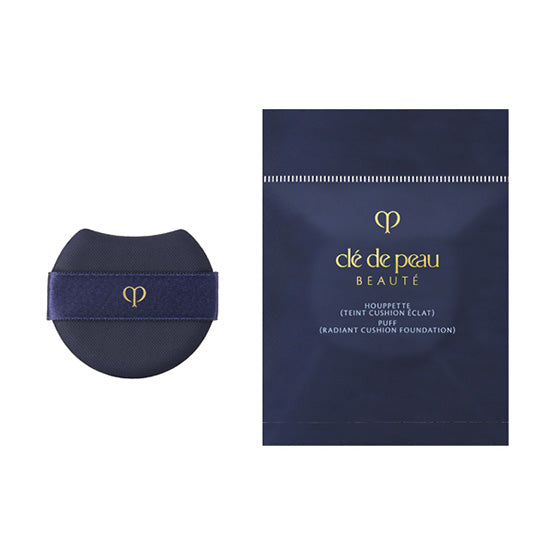 CLÉ DE PEAU 棕褐色气垫 Eclat Naturel 粉扑 1 件