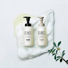 BOTANIST Botanical Body Soap White Lily Raspberry 490ml