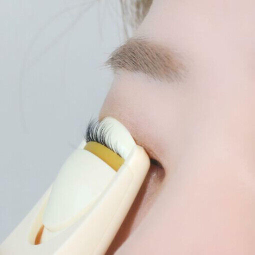 FILLIMILLI Heating Eyelash Curler (with 2pc AAA battery inside) 1pc