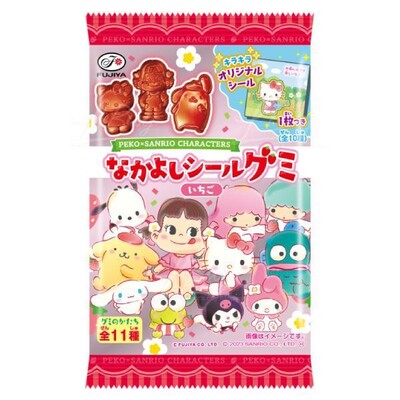FUJIYA Peko x Sanrio Characters Strawberry Gummies 19g